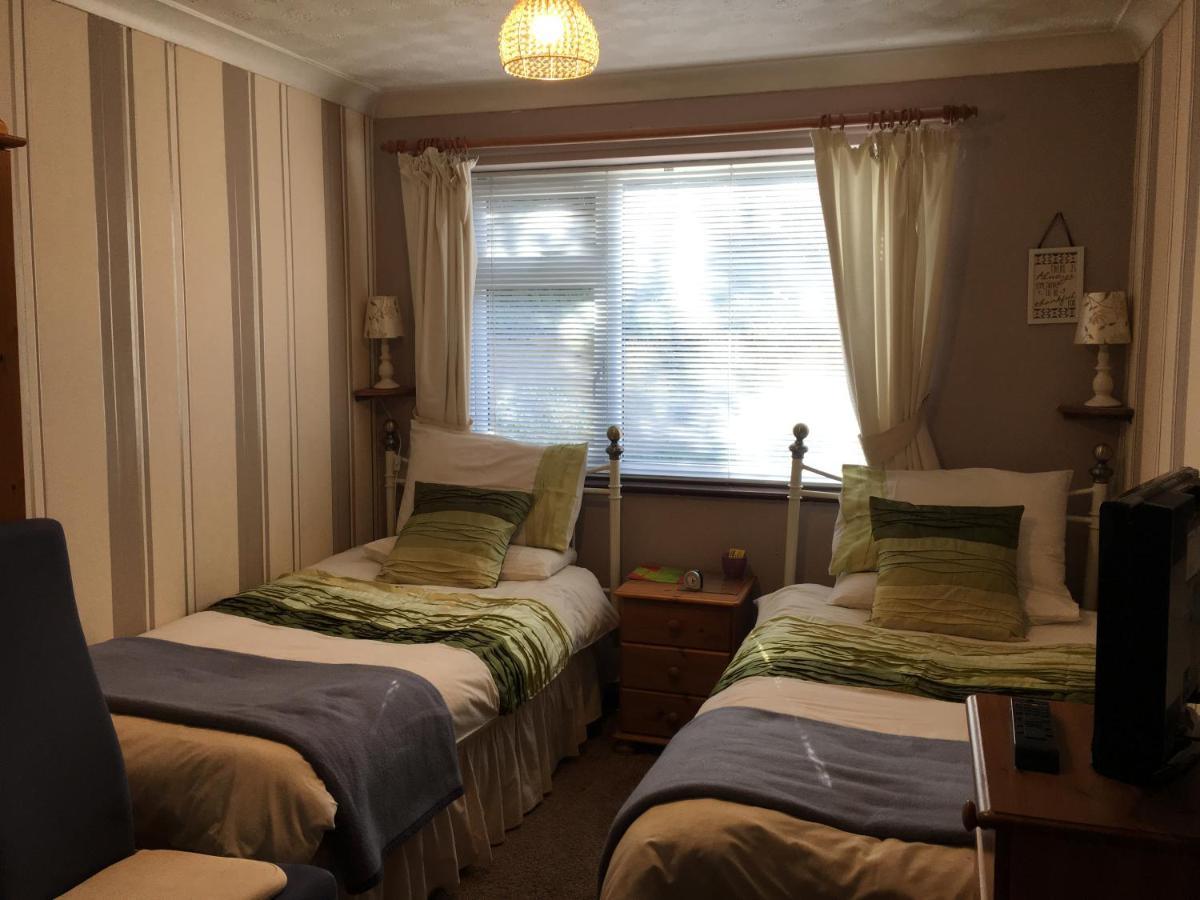 Blue Cedar Lodge Norwich Esterno foto